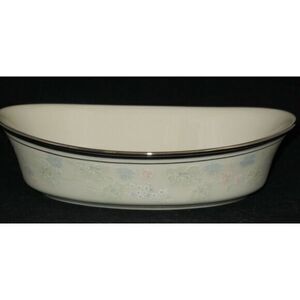 Lenox‎ Nicole 8" Oval Vegetable Serving Bowl White Pink Blue Pastel Flowers